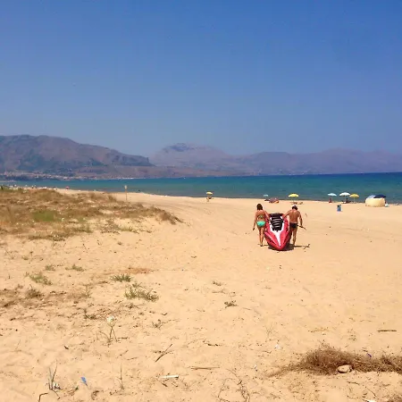 Bright In Alcamo: 100 M² With Sea View Appartement Alcamo