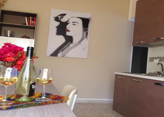 Bright In Alcamo: 100 M² With Sea View *