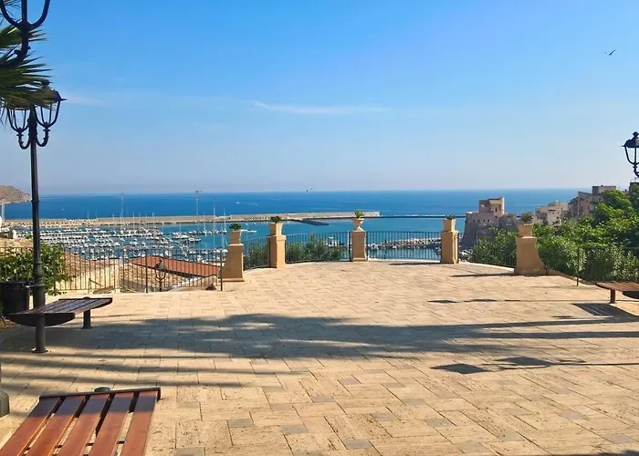 Bright In Alcamo: 100 M² With Sea View Appartement